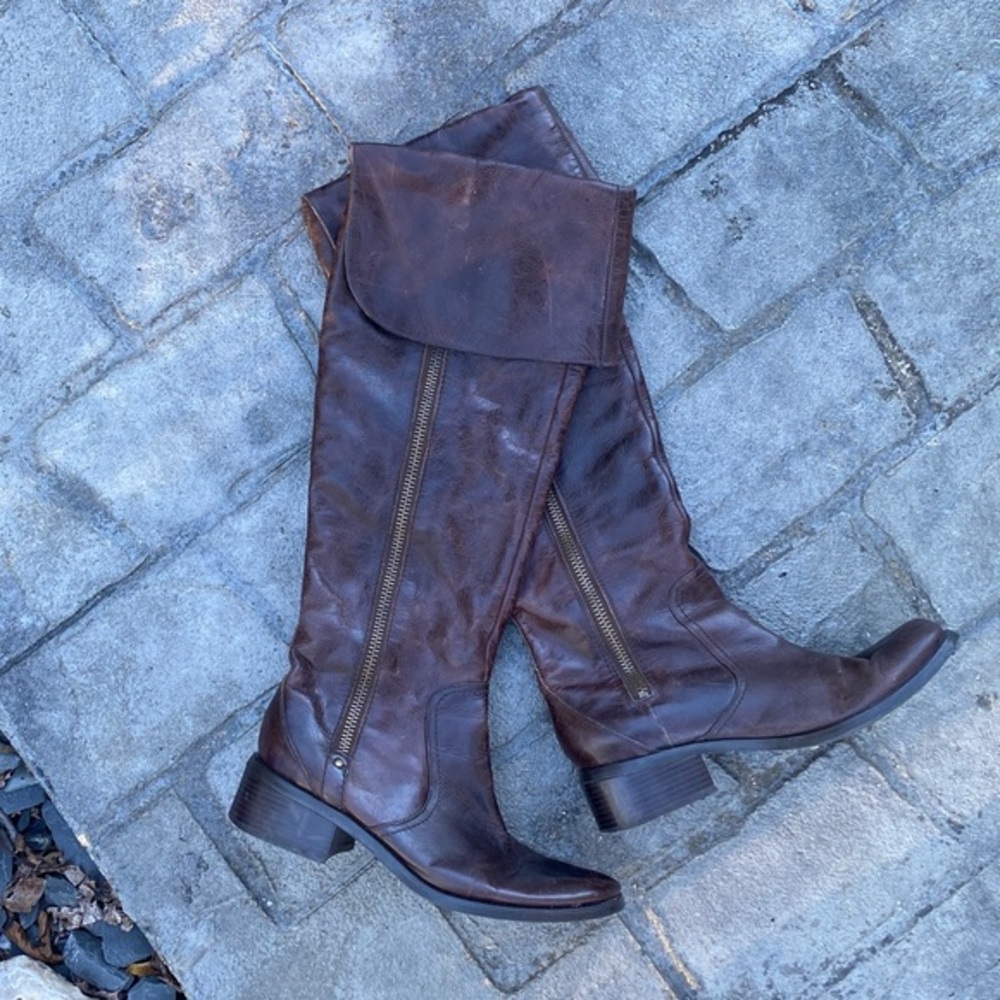 Jessica Simpson Dark Brown Leather Boots 8.5 low heel